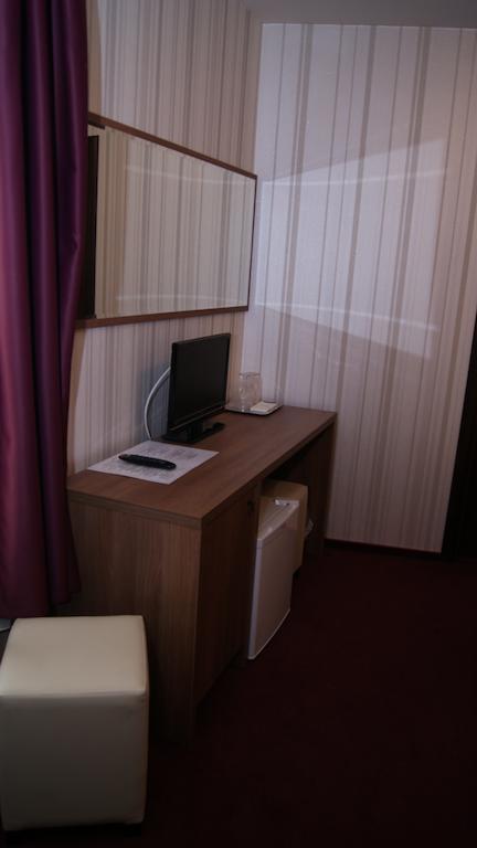 Hotel La Strada Ploieşti Rum bild